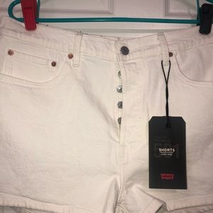 Levi’s 501 white shorts